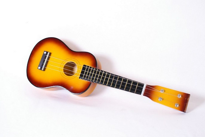 Dětská dřevěná kytara 50 cm